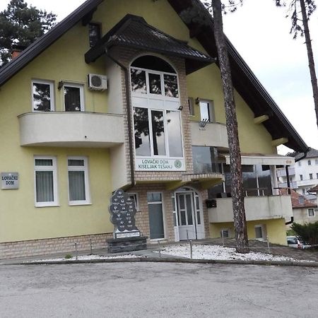 Restoran&Motel And Apartmants Lovacka Prica Tesanj エクステリア 写真