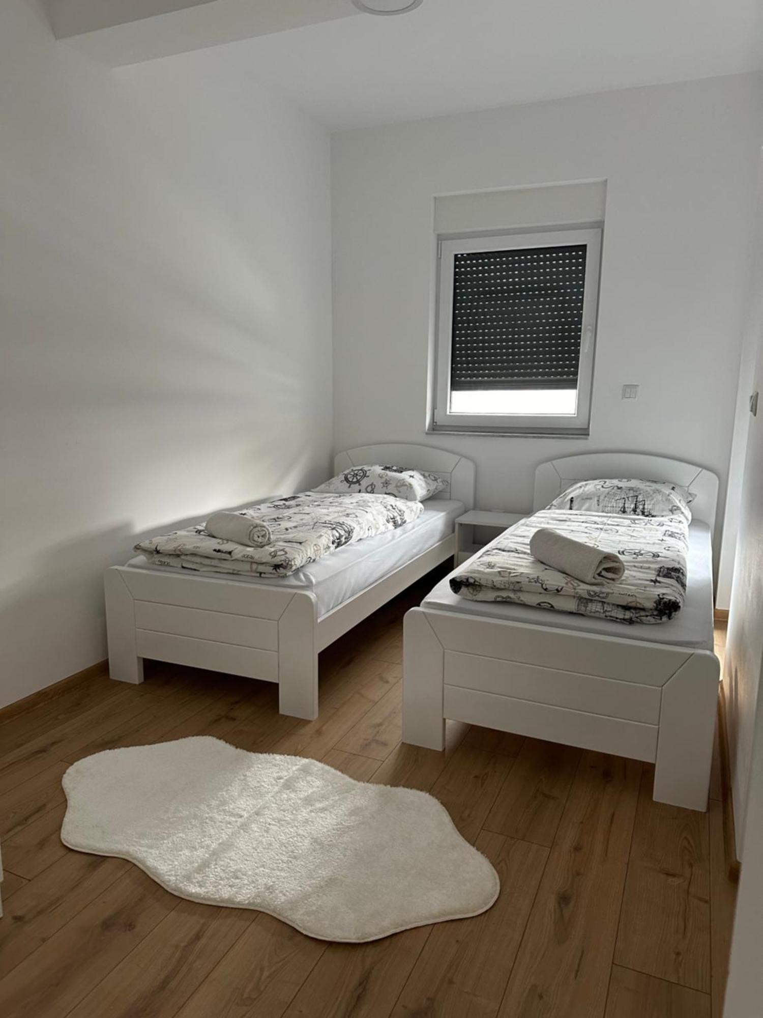 Restoran&Motel And Apartmants Lovacka Prica Tesanj エクステリア 写真