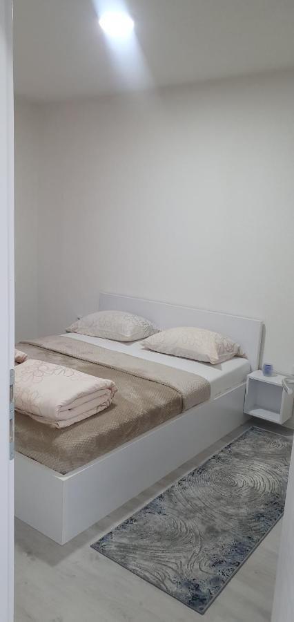 Restoran&Motel And Apartmants Lovacka Prica Tesanj エクステリア 写真